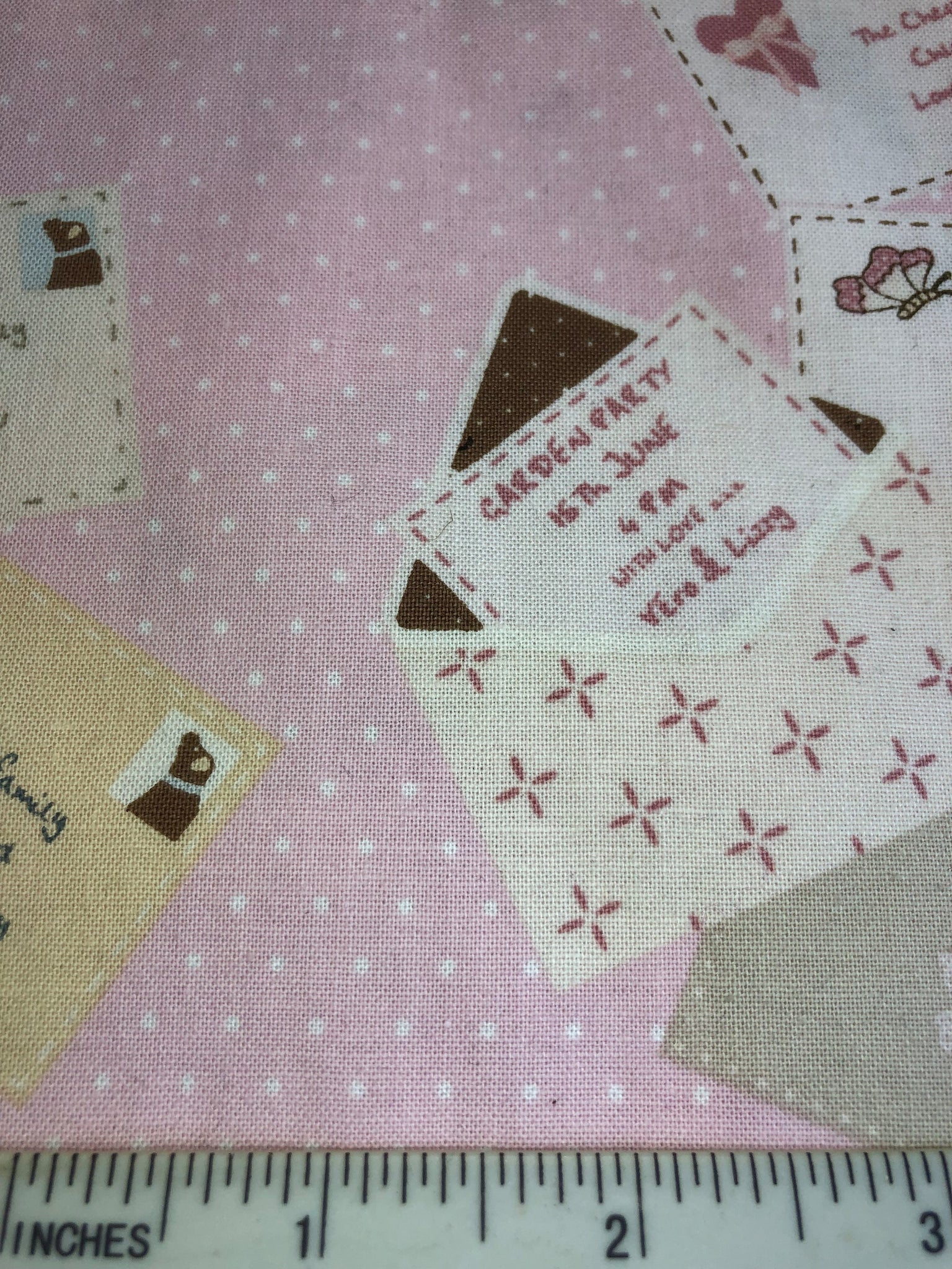 Vero's World - FS485- Pink background with White polka dots and scattered envelopes