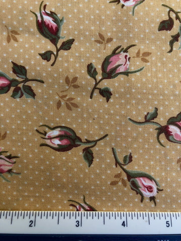 Vintage Treasures - FS322 - Antique Cream background with Pink rosebuds